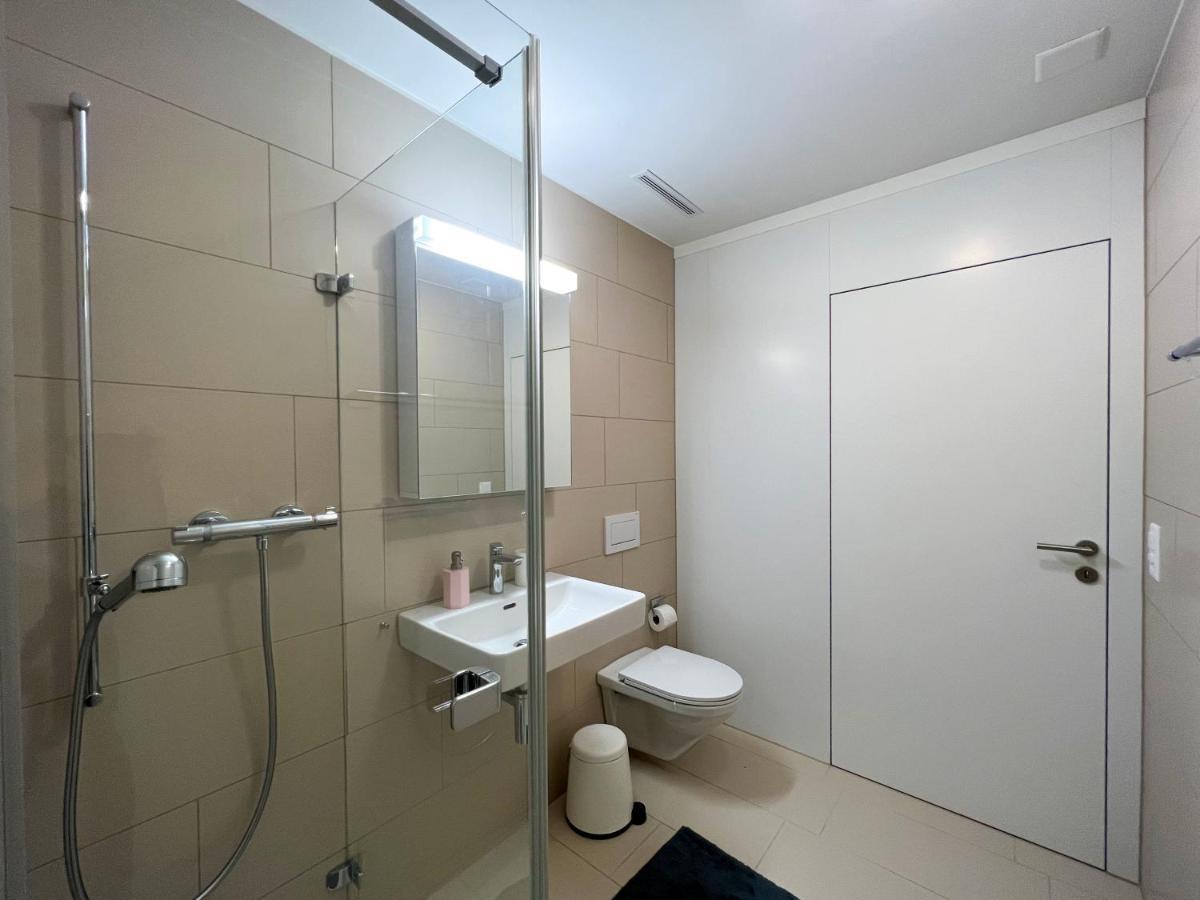 Lavish 4.5 Rooms Furnished Apartment @Glattbrugg Opfikon-Glattbrugg Exterior photo